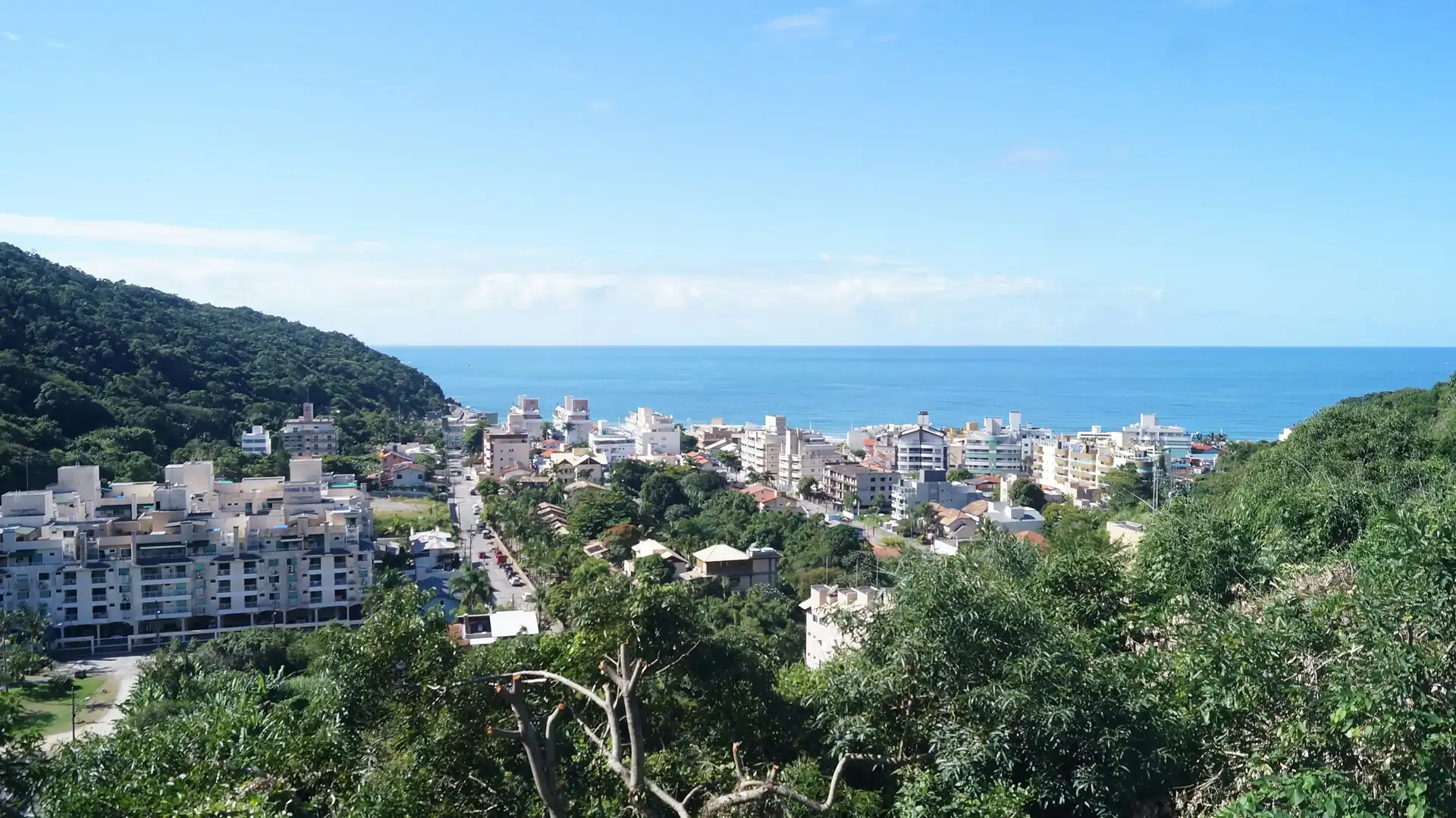 Praia de Bombinhas — photo 2