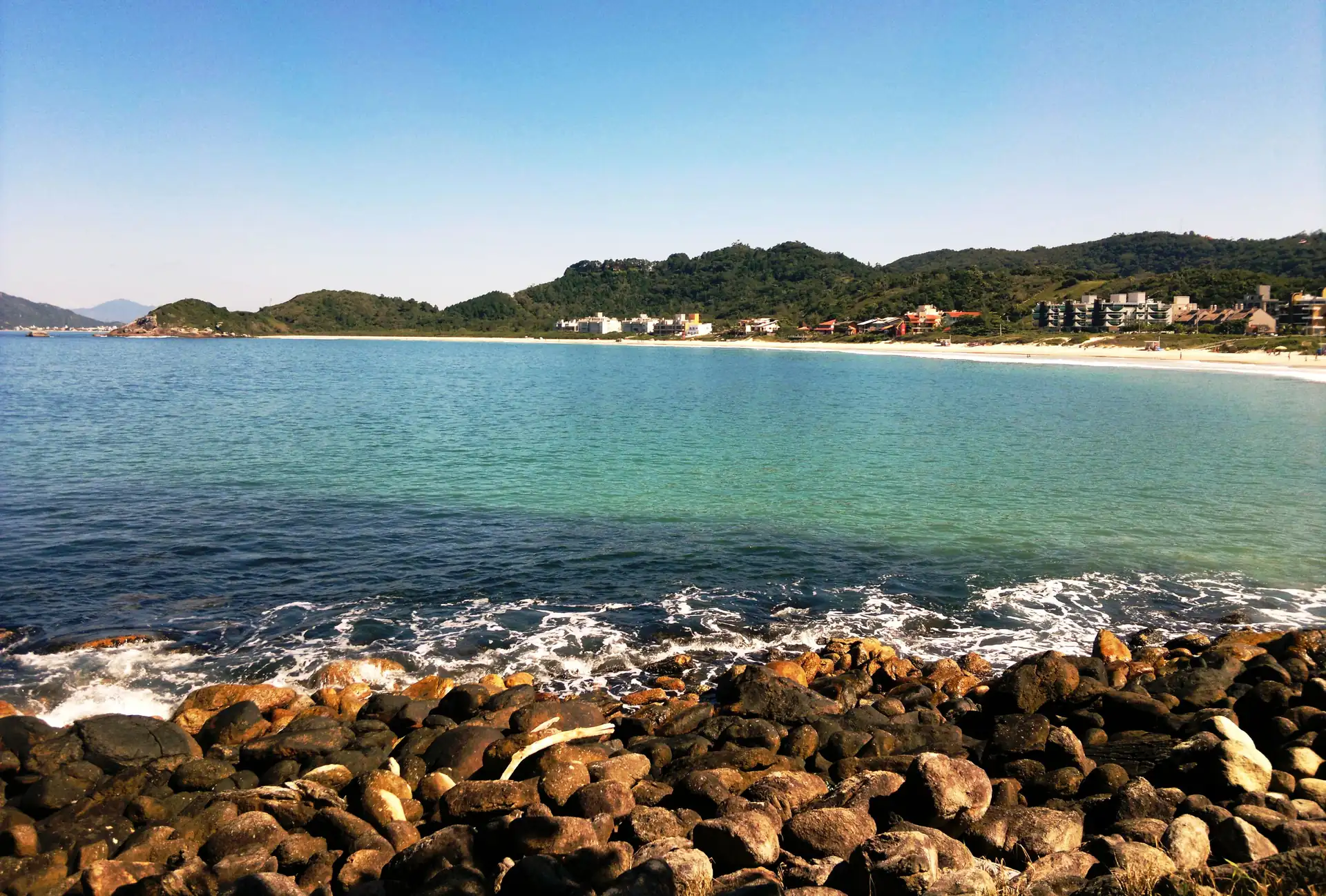 Quatro Ilhas — photo 3