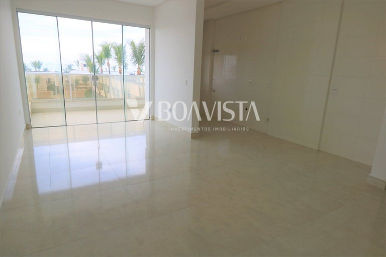 Apartamento 140 metros do mar com 3 dormitórios