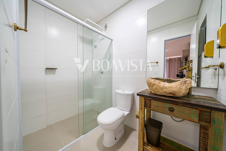 Apartamento 2 quartos com vista parcial ao mar