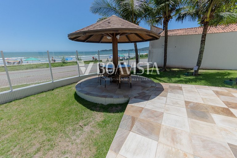 Apartamento à Venda - Com 3 Suítes e Frente Mar da Praia de