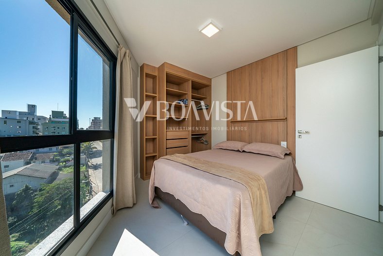 Apartamento alto padrão com piscina