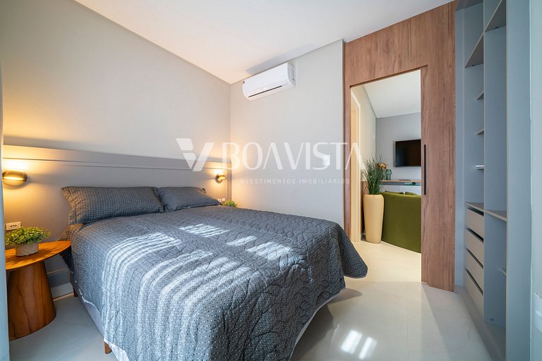 Apartamento alto padrão com piscina