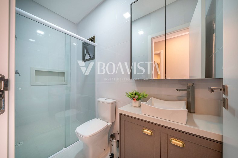 Apartamento alto padrão com piscina