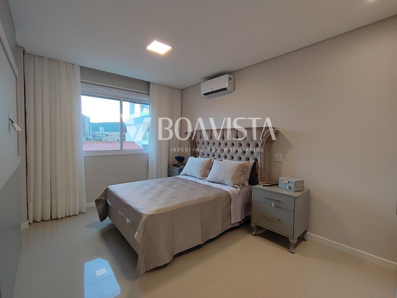 Apartamento novo mobiliado com 2 suites na Av. principal de