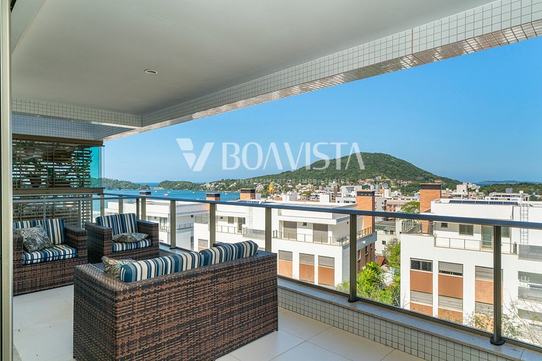 Apartamento vista mar con 4 dormitorios/piscina