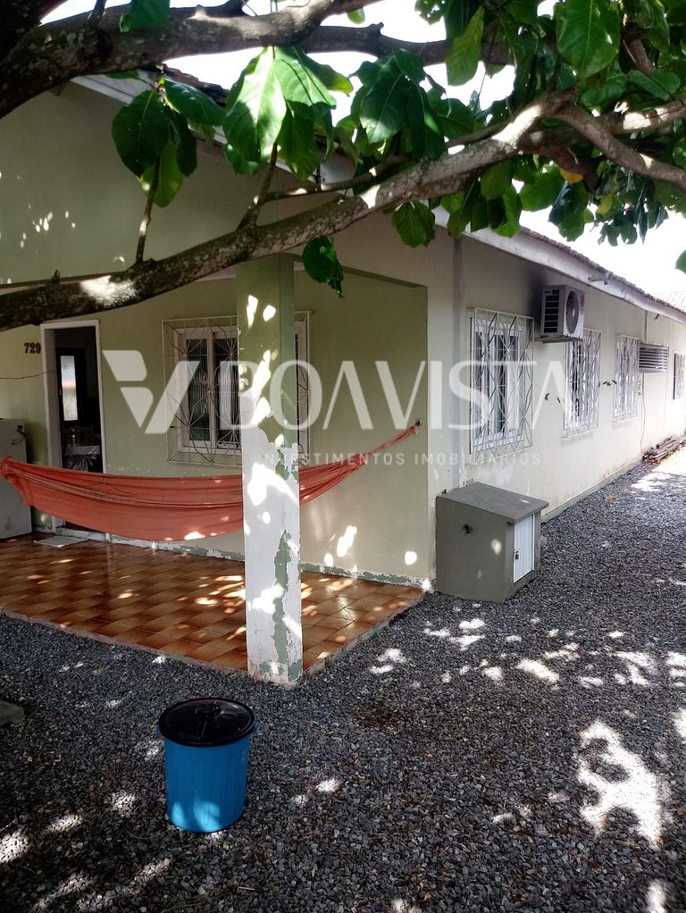 Casa com 4 quartos + 1 suite - 2 vagas de garagem