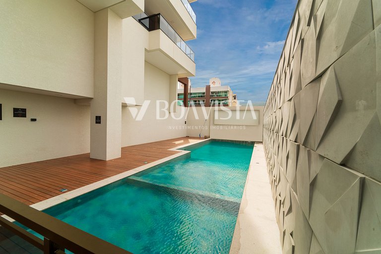 Duplex Penthouse Rental 3 bedrooms including 2 Sea View Suit