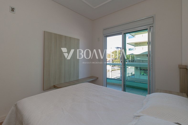 Rent Apartment 3 bedrooms sea view Bombas SC