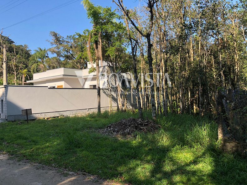 Terreno a venda no bairro de Mariscal