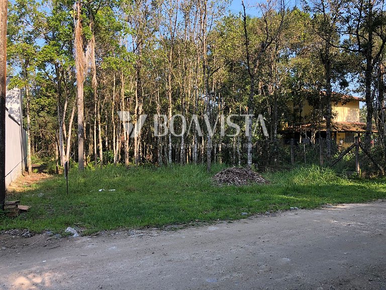 Terreno a venda no bairro de Mariscal