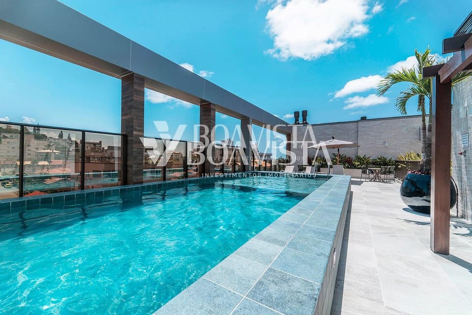 Apartamento 2 suítes com Piscina Centro Bombinhas